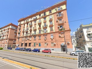 Bilocale in Vendita a Napoli, 154'000&euro;, 75 m²