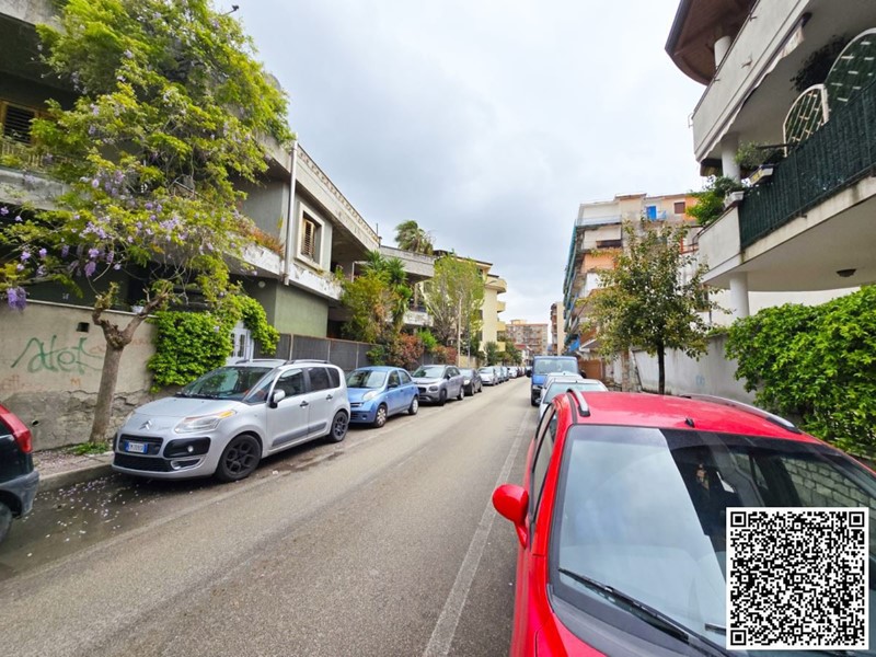 Bilocale in Vendita a Acerra, 80'000&euro;, 80 m²