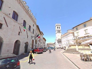 Appartamento in Vendita a Assisi, 72'000&euro;, 50 m²