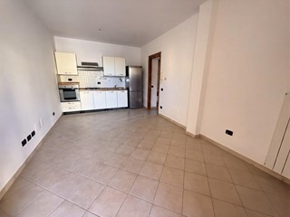 Trilocale in Vendita a Ponsacco, zona Le Melorie, 135'000&euro;, 57 m²