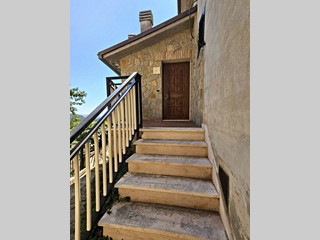 Trilocale in Vendita a Montorio al Vomano, 42'000&euro;, 110 m²