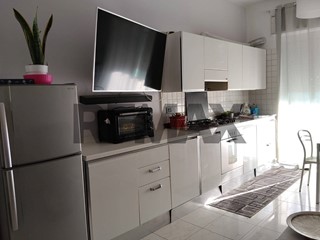 Appartamento in Vendita a Siracusa, 70'000&euro;, 87 m²