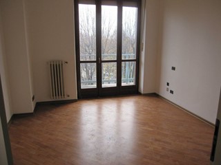 Trilocale in Vendita a Vinovo, 85'000&euro;, 66 m²