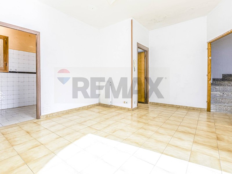 Quadrilocale in Vendita a Roma, 195'000&euro;, 116 m²