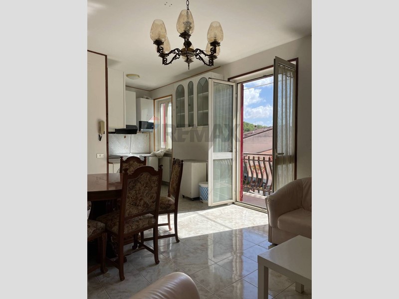 Appartamento in Vendita a Colli a Volturno, 120'000&euro;, 172 m²