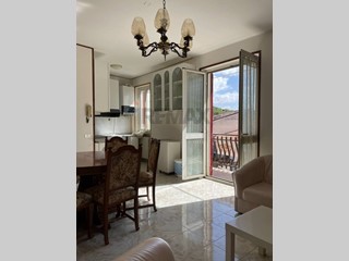 Appartamento in Vendita a Colli a Volturno, 120'000&euro;, 172 m²