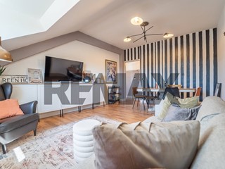 Bilocale in Vendita a Roma, 170'000&euro;, 87 m²