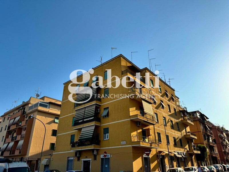 Monolocale in Vendita a Roma, 137'000&euro;, 39 m²
