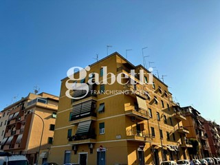Monolocale in Vendita a Roma, 137'000&euro;, 39 m²
