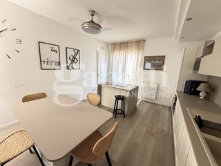 Trilocale in Vendita a Marano di Napoli, 249'000&euro;, 90 m², arredato