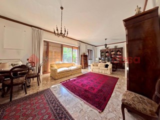 Appartamento in Vendita a Roma, 549'000&euro;, 157 m²