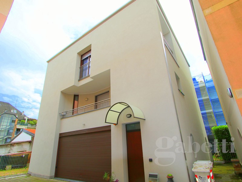 Monolocale in Affitto a Busto Arsizio, 600&euro;, 40 m², arredato