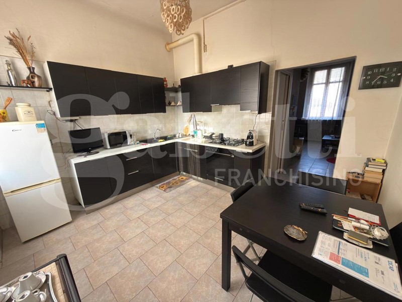 Trilocale in Vendita a Sesto San Giovanni, 220'000&euro;, 90 m², arredato