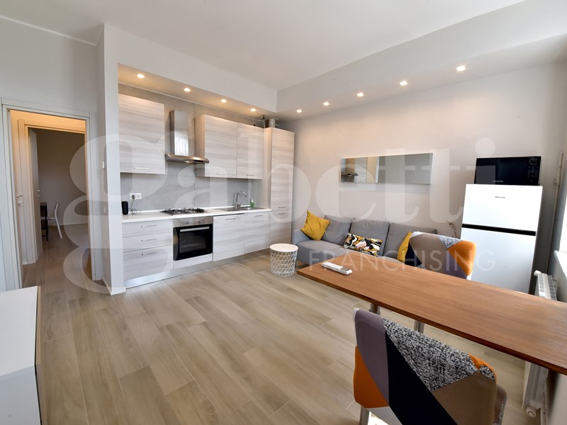 Bilocale in Vendita a Monza, 125'000&euro;, 52 m²