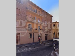 Bilocale in Vendita a Bologna, 240'000&euro;, 60 m²