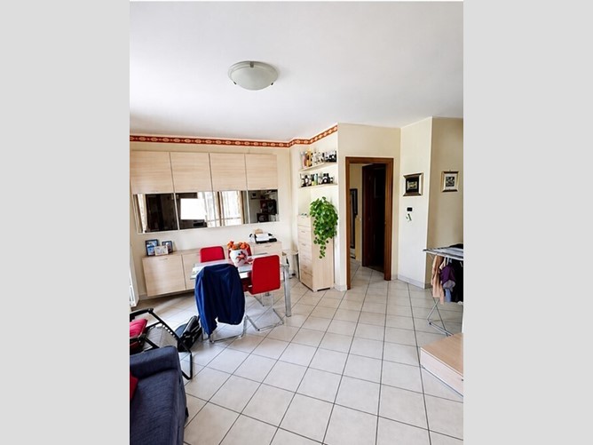 Appartamento in Vendita a Torino, 181'500&euro;, 96 m², con Box