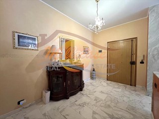 Appartamento in Vendita a Siracusa, zona Scala Greca, 248'000&euro;, 160 m²