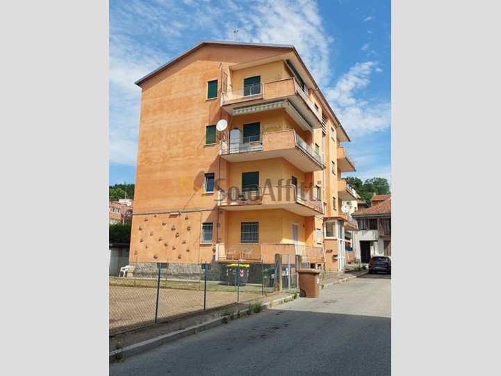 Quadrilocale in Affitto a Biella, zona CittÃ  Studi, 500&euro;, 97 m²
