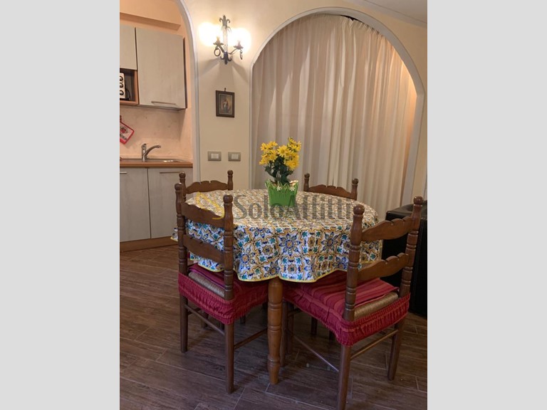 Monolocale in Affitto a Siena, zona Centro storico, 550&euro;, 35 m², arredato