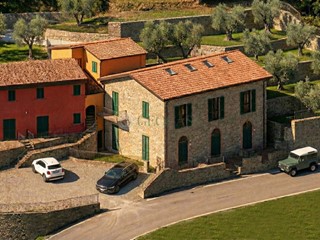 Trilocale in Vendita a Lerici, zona Pugliola, 165'000&euro;, 58 m²