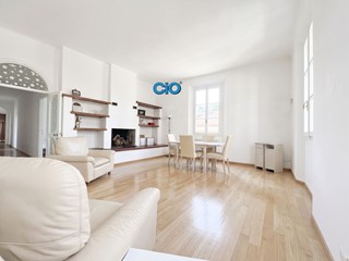 Appartamento in Vendita a Bologna, 520'000&euro;, 161 m²
