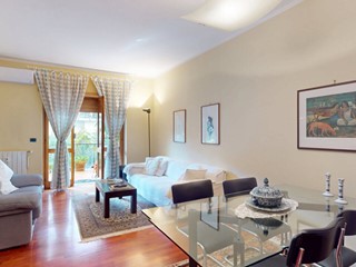 Trilocale in Vendita a Napoli, 330'000&euro;, 107 m²