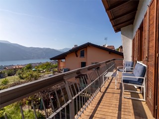 Quadrilocale in Vendita a Abbadia Lariana, 270'000&euro;, 120 m²