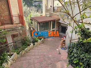 Trilocale in Vendita a Palermo, 95'000&euro;, 80 m²