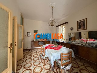 Bilocale in Vendita a Palermo, 55'000&euro;, 50 m²