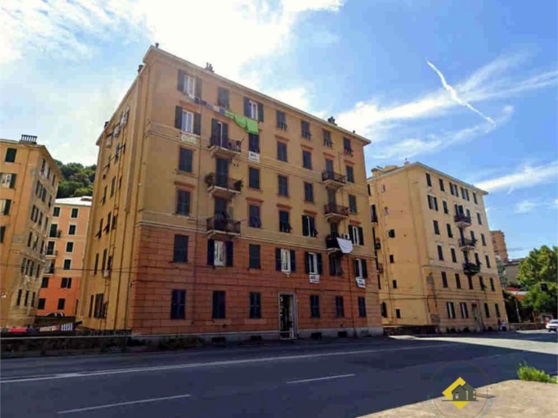 Quadrilocale in Vendita a Genova, 54'000&euro;, 84 m²