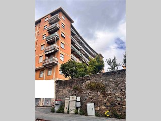 Appartamento in Vendita a Genova, 87'855&euro;, 105 m²