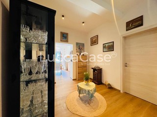 Trilocale in Vendita a Lucca, zona Piaggione, 120'000&euro;, 70 m²
