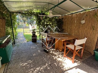 Loft in Vendita a Luni, zona Isola, 87'000&euro;, 40 m², arredato