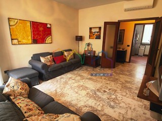 Appartamento in Vendita a Pisa, 310'000&euro;, 120 m², con Box