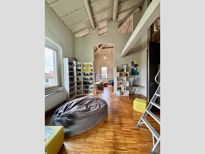 Loft in Vendita a San Miniato, zona Ponte a Egola, 150'000&euro;, 115 m², arredato