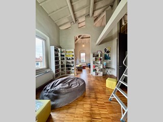 Loft in Vendita a San Miniato, zona Ponte a Egola, 150'000&euro;, 115 m², arredato