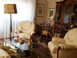 Appartamento in Vendita a Siena, 545'000&euro;, 220 m², arredato, con Box
