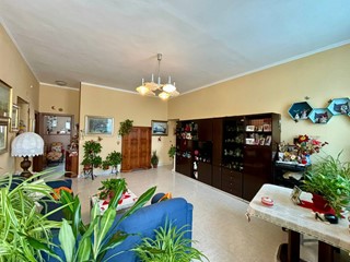 Quadrilocale in Vendita a Alessandria, 67'000&euro;, 90 m²