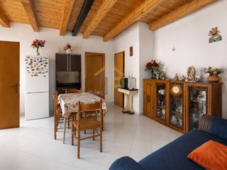 Trilocale in Vendita a Palermo, 145'000&euro;, 90 m²