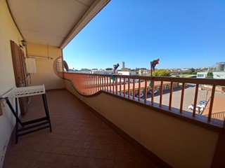 Bilocale in Vendita a Pomezia, 89'000&euro;, 50 m²