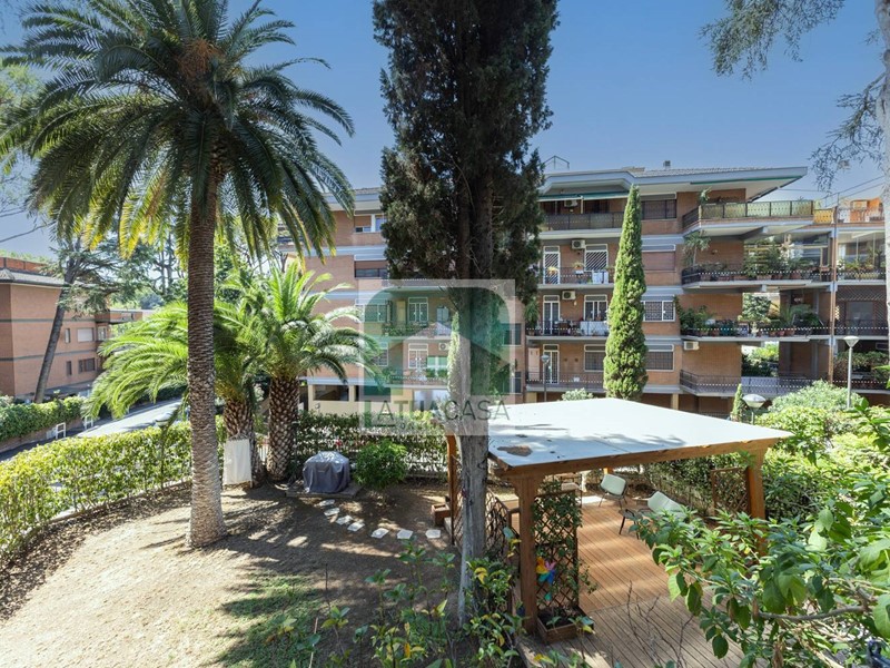 Trilocale in Vendita a Roma, 519'000&euro;, 100 m²