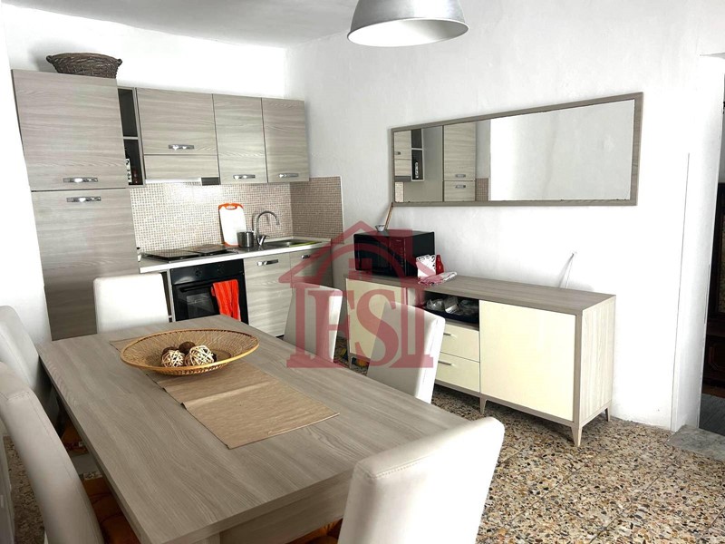 Quadrilocale in Vendita a Terracina, 119'000&euro;, 80 m²