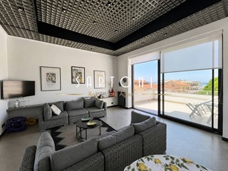 Attico in Vendita a Viareggio, 100 m²