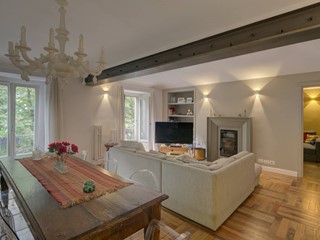 Appartamento in Vendita a Torino, 445'000&euro;, 145 m²