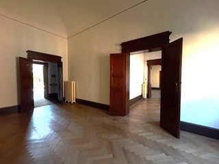 Appartamento in Vendita a Ferrara, 515'000&euro;, 265 m²
