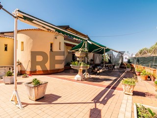 Appartamento in Vendita a Adrano, 590'000&euro;, 2600 m²