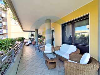 Trilocale in Vendita a Bari, 448'000&euro;, 125 m²