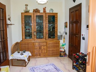Quadrilocale in Vendita a Valderice, 104'000&euro;, 133 m²