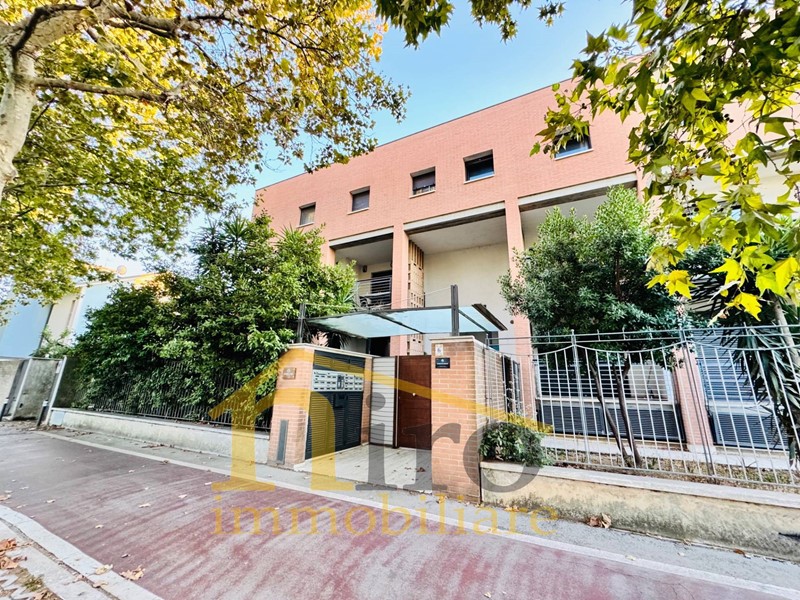 Quadrilocale in Vendita a Pescara, 580'000&euro;, 144 m²