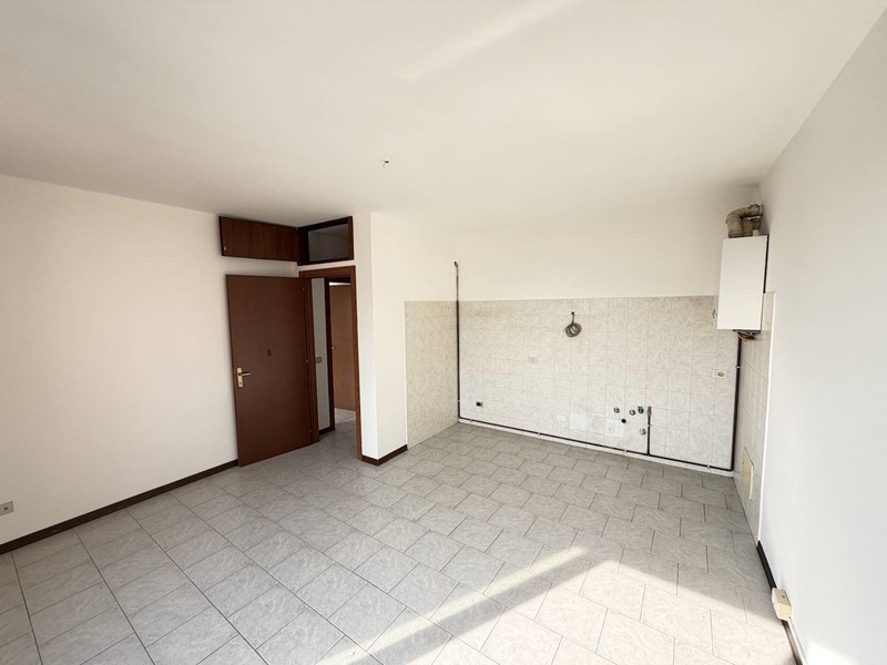 Bilocale in Vendita a Milano, 142'000&euro;, 70 m²